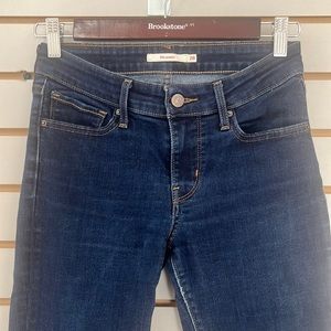 Levi’s 711 Skinny Jeans